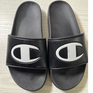 Kids Champion Slide Sandals / Size 2 / SKU 0167